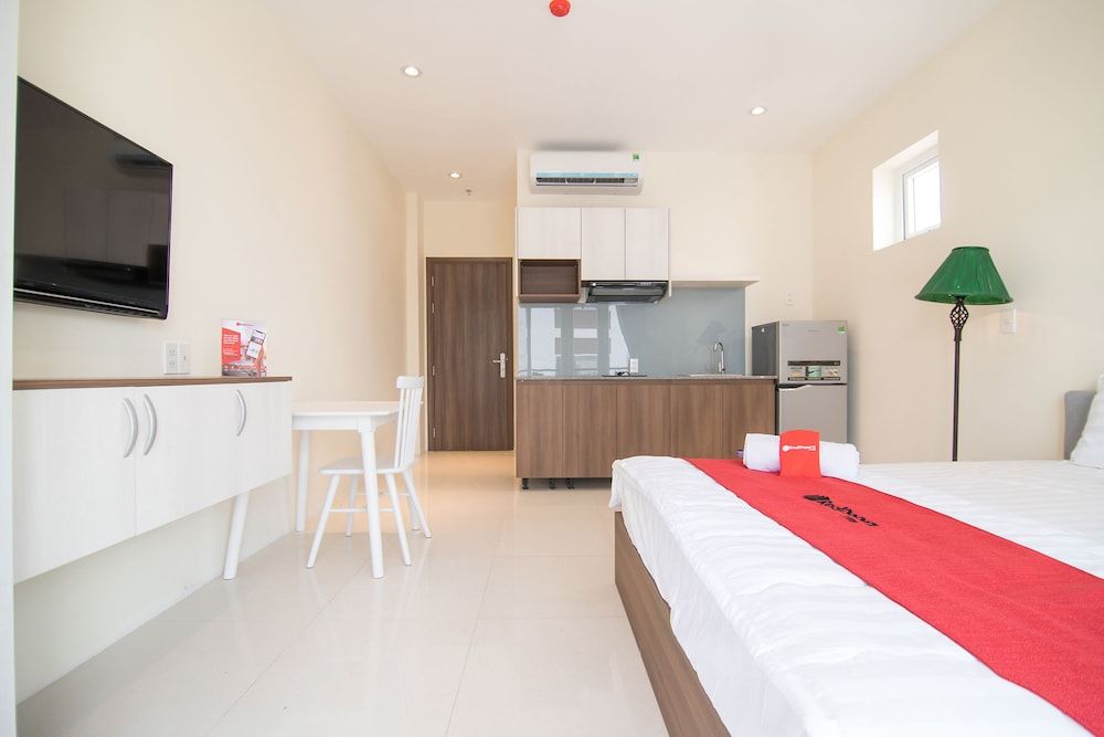 undefined Reddoorz Near Xo Viet Nghe Tinh Street 5