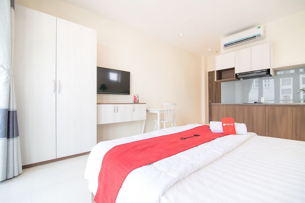 undefined Reddoorz Near Xo Viet Nghe Tinh Street 2