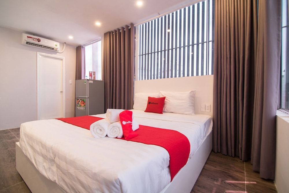 undefined RedDoorz Plus near Tan Dinh Market 2