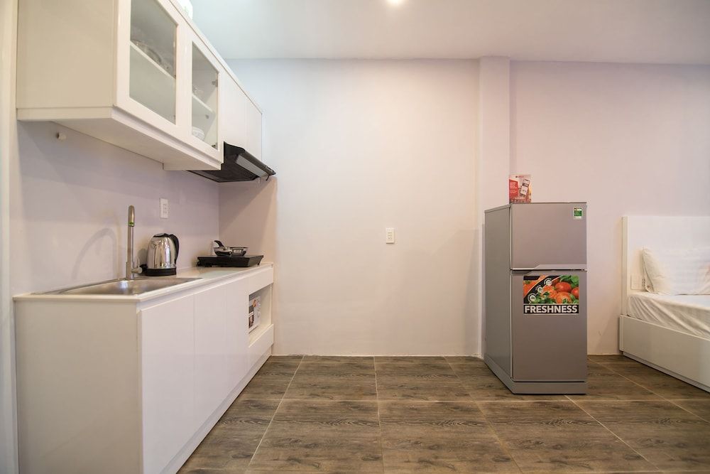 undefined RedDoorz Plus near Tan Dinh Market 2 8