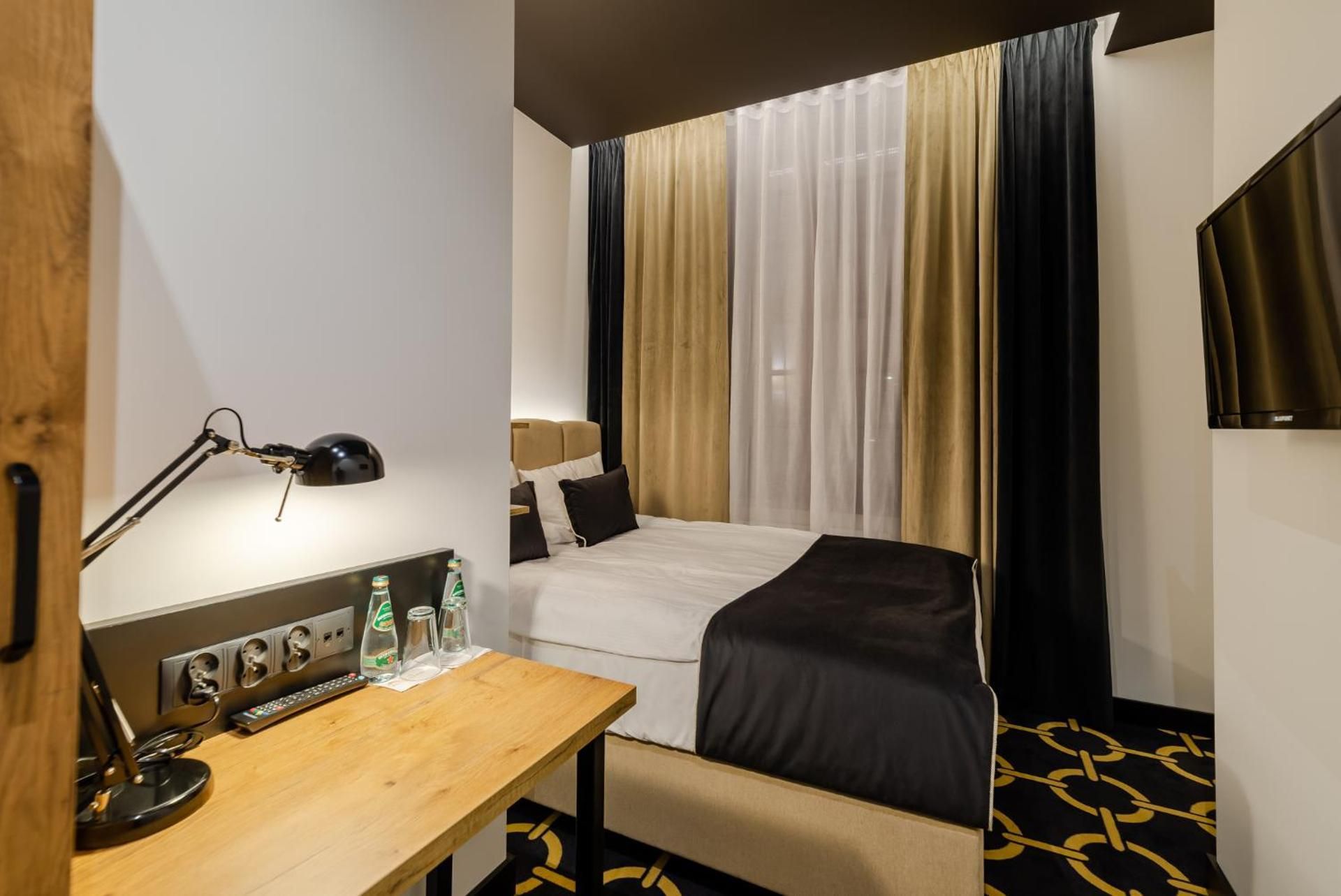Economy Double Room - Annex