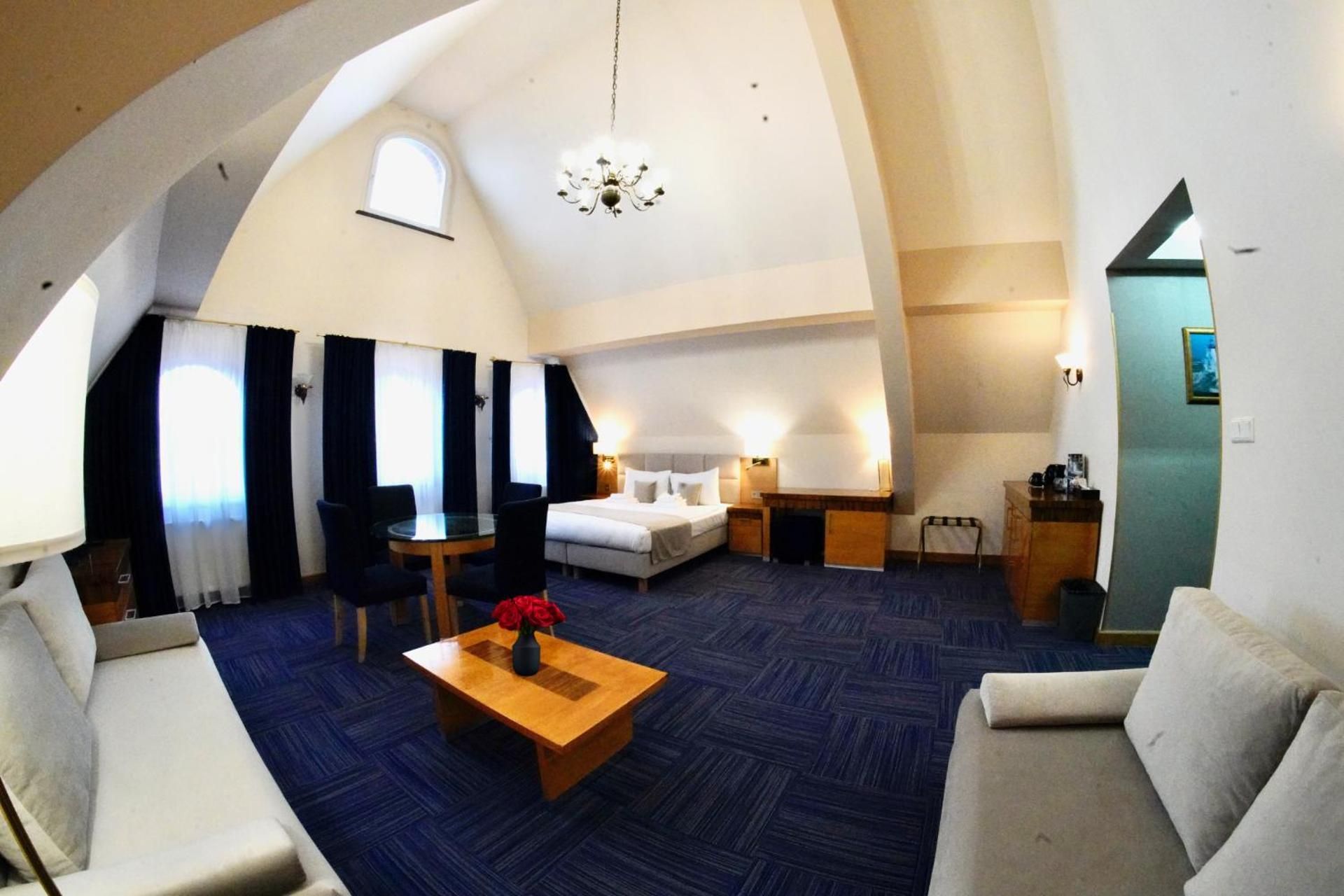 Superior Apartment