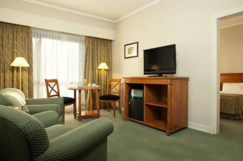 Junior Suite, 1 Queen Bed
