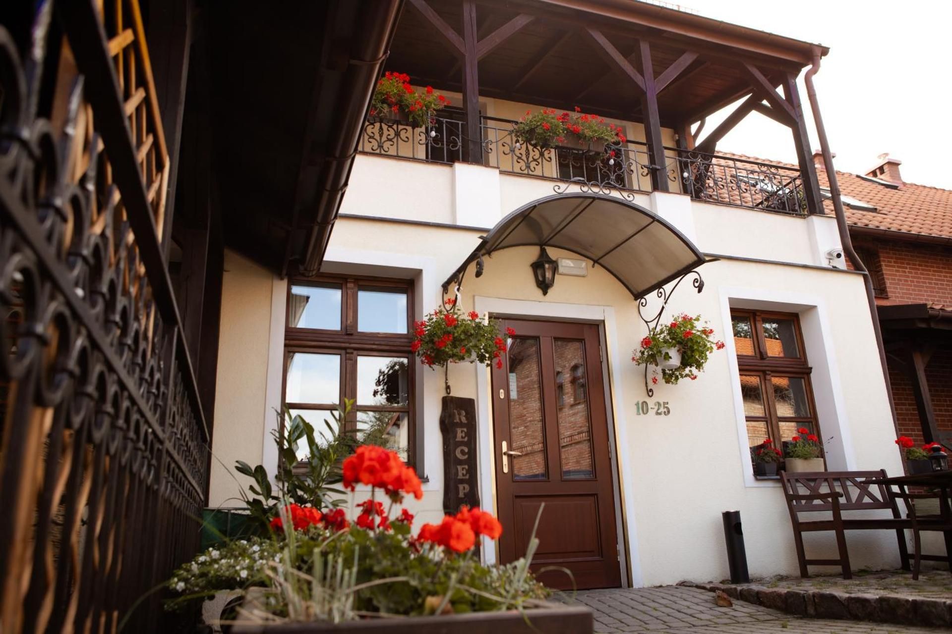 undefined Oliwa Park Residence 2