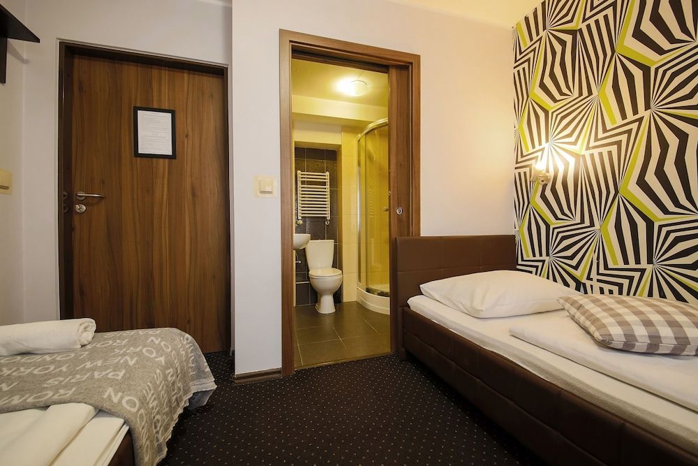 Boogie Deluxe Old Town Standard Room, 2 Twin Beds, Private Bathroom 7