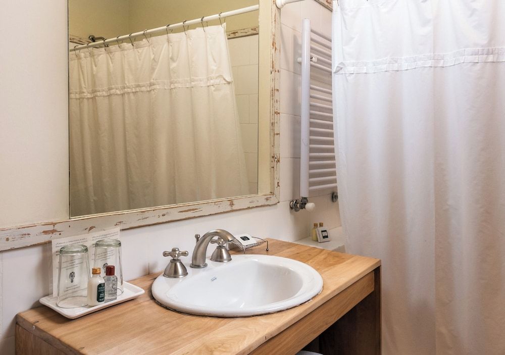 La Escondida Casa de Huespedes & Spa Superior Double Room, Lake View 8