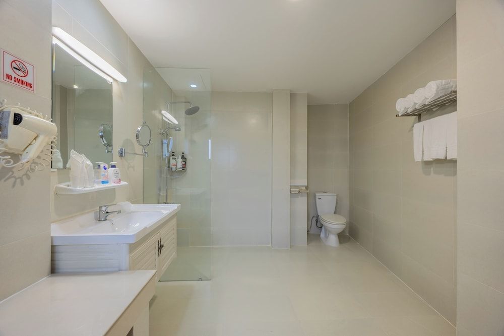 A25 Hotel - 14 Pho Duc Chinh Executive Suite Room 6