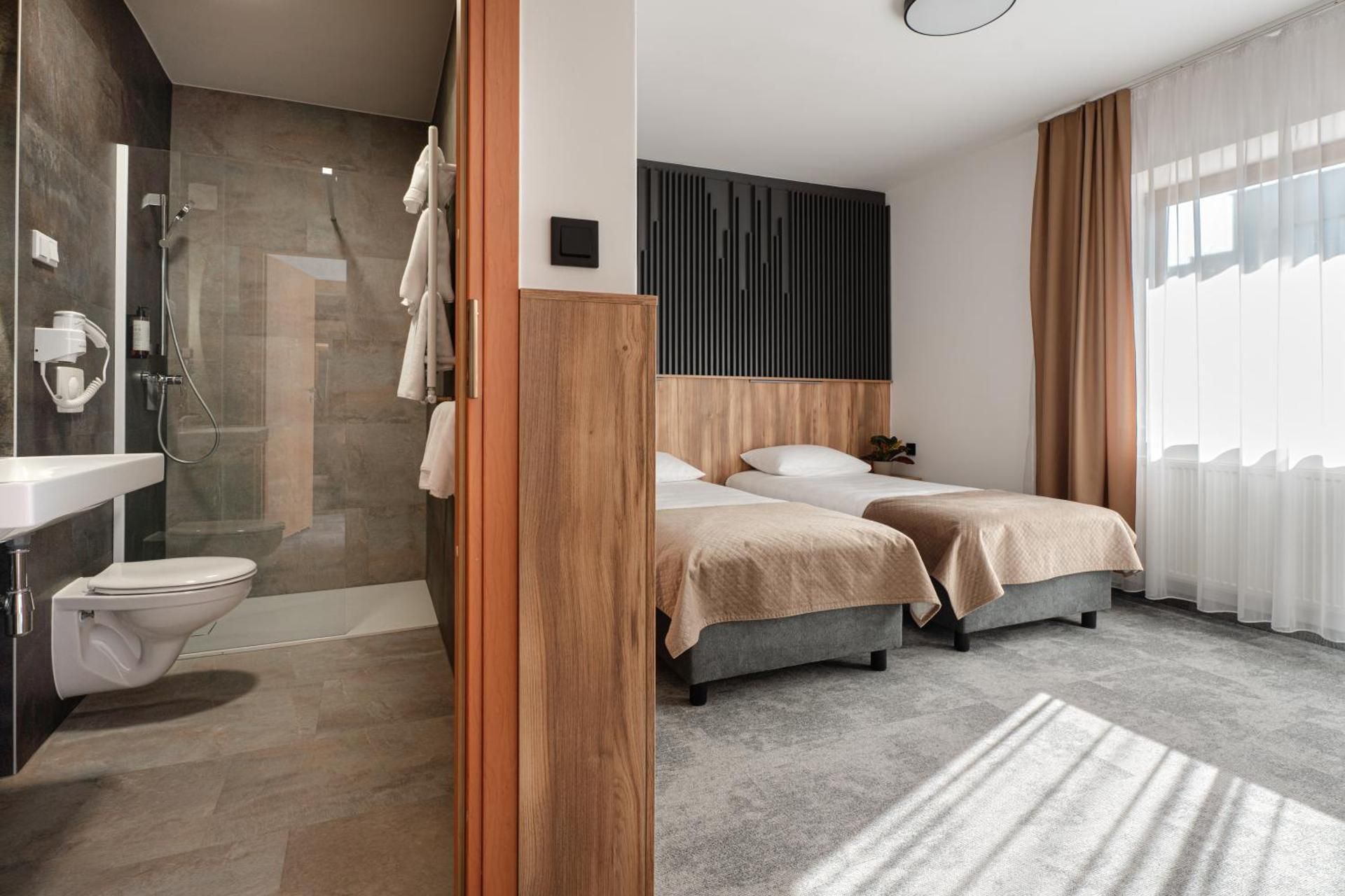 Deluxe Single Room