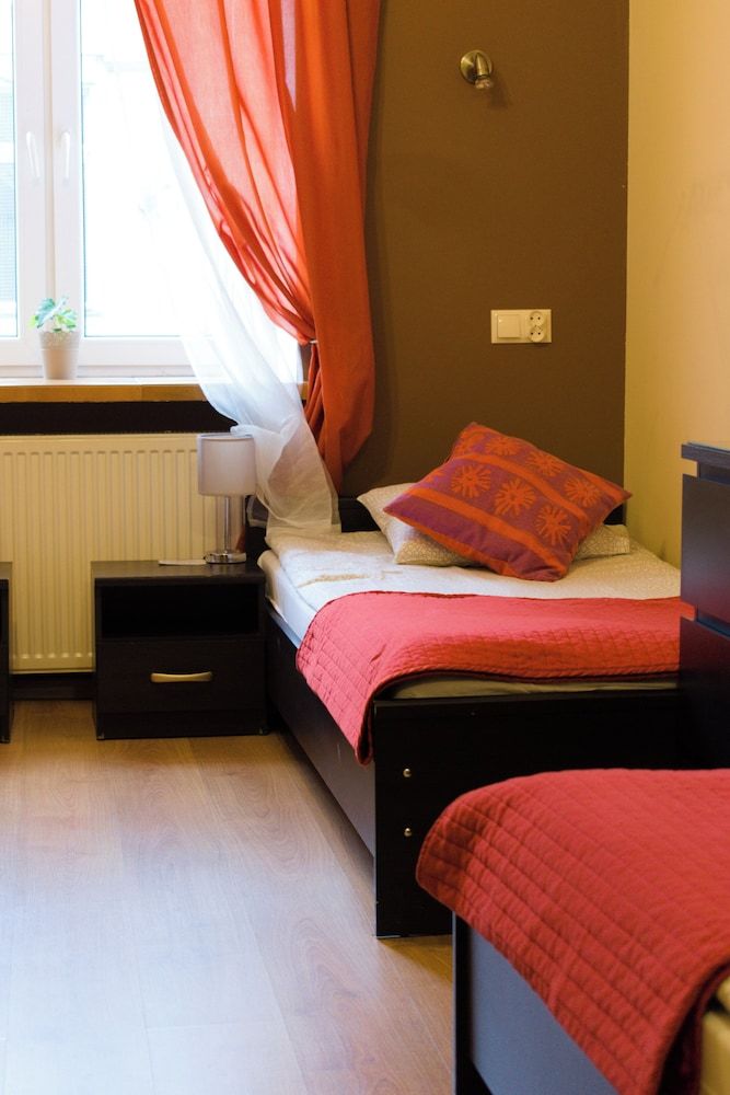 BedRooms Piotrkowska 64 Triple Room, 3 Twin Beds 5