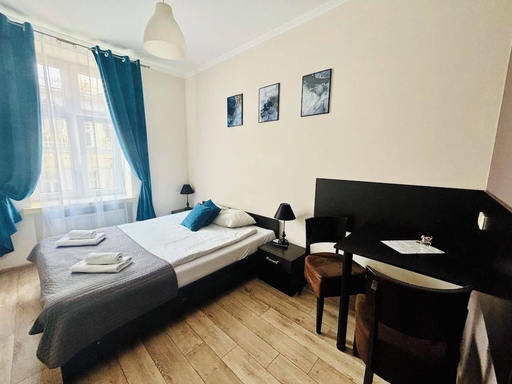 BedRooms Piotrkowska 64 Double Room 8