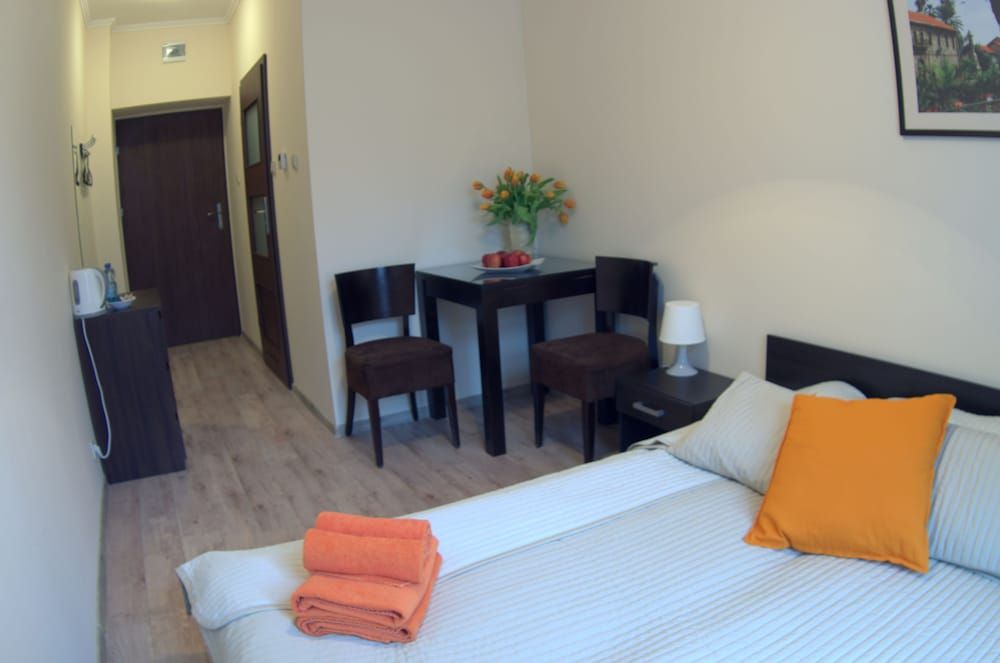 BedRooms Piotrkowska 64 Double Room 3