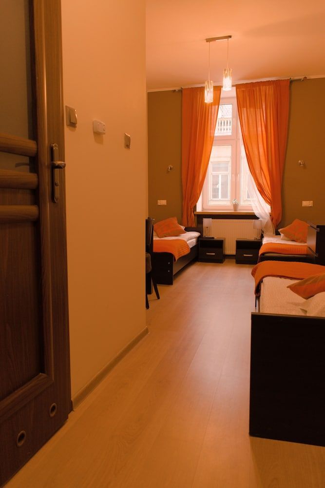 BedRooms Piotrkowska 64 Triple Room, 3 Twin Beds 9