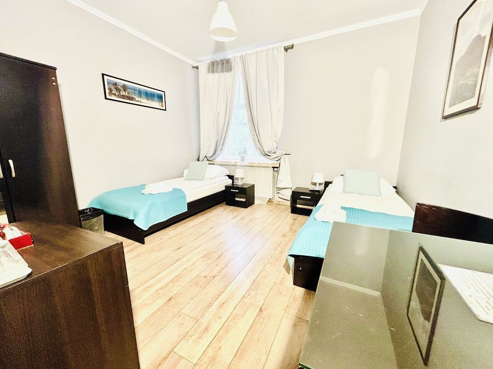 BedRooms Piotrkowska 64 Twin Room