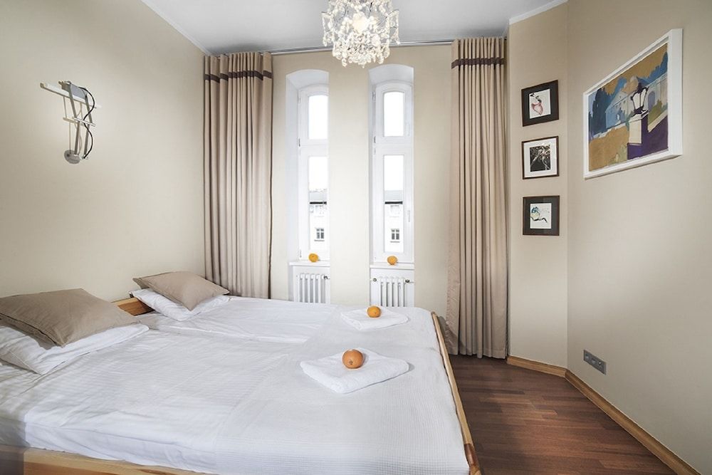 Apartamenty Pomarańczarnia Deluxe Apartment (for 2 persons) 2