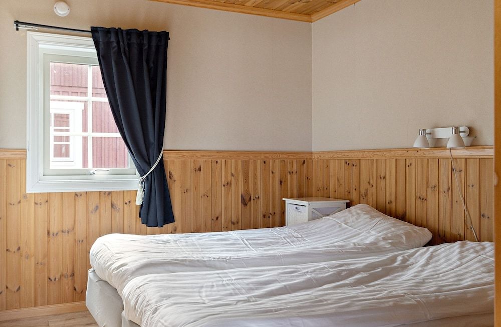 First Camp Sunne Cottage, 2 Bedrooms 2