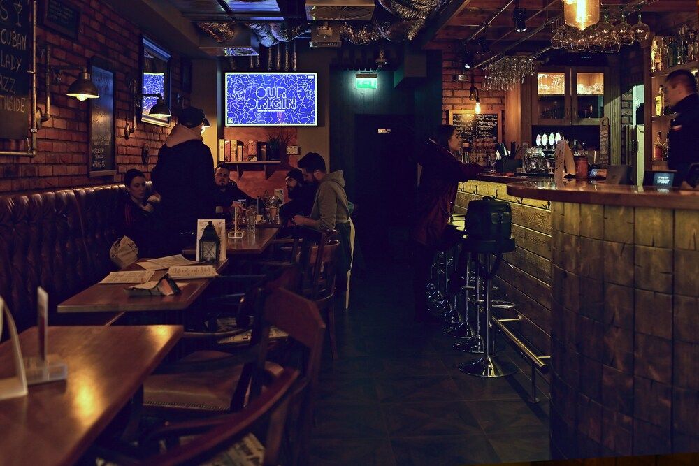 Bar