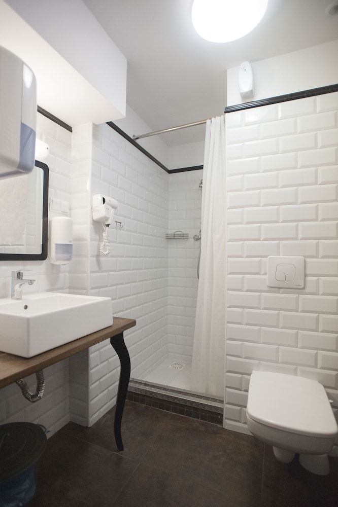 Elewator Gdańsk Hostel Double or Twin Room 3