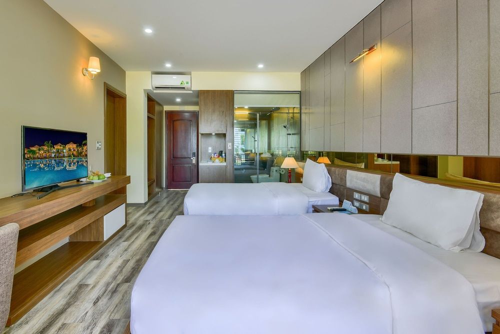 Deluxe Double Room Single Use, Garden View