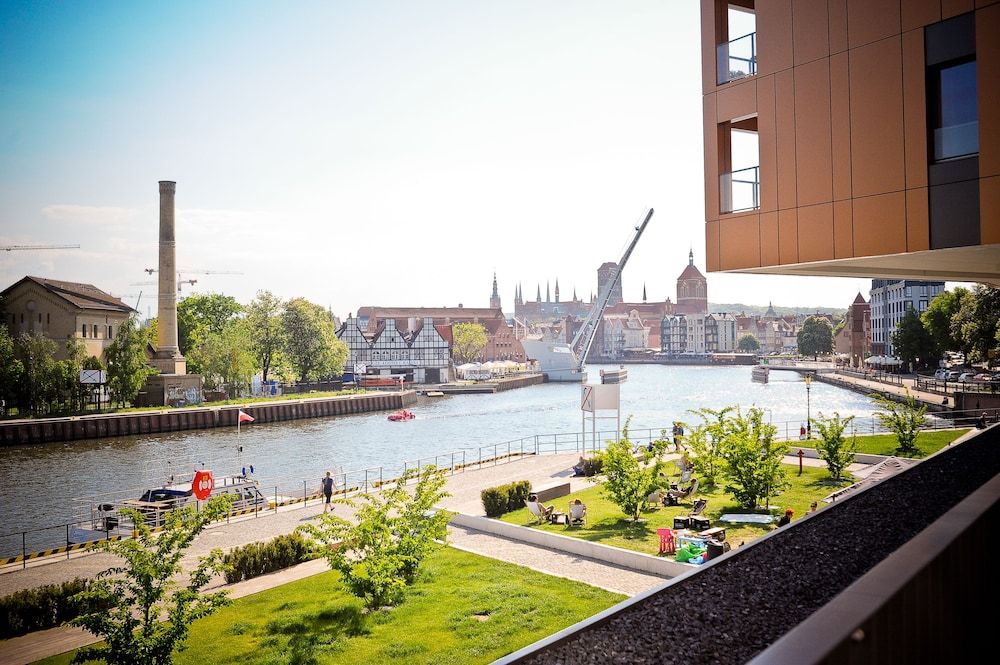 undefined Grand Apartments - Modern Old Town 4