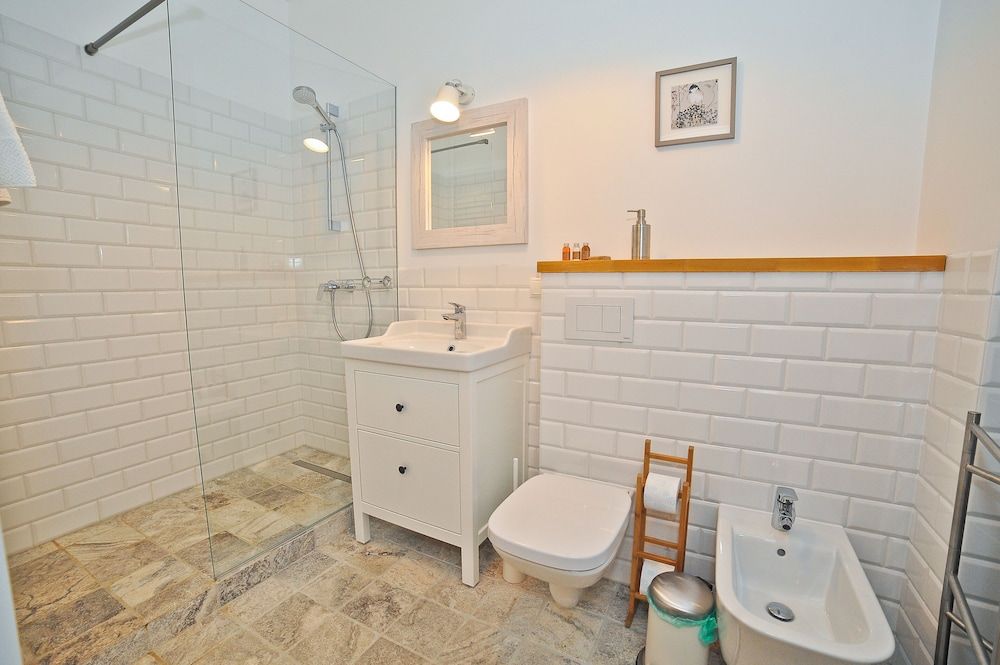 Grand Apartments - Modern Old Town Superior Apartment, Balcony 13