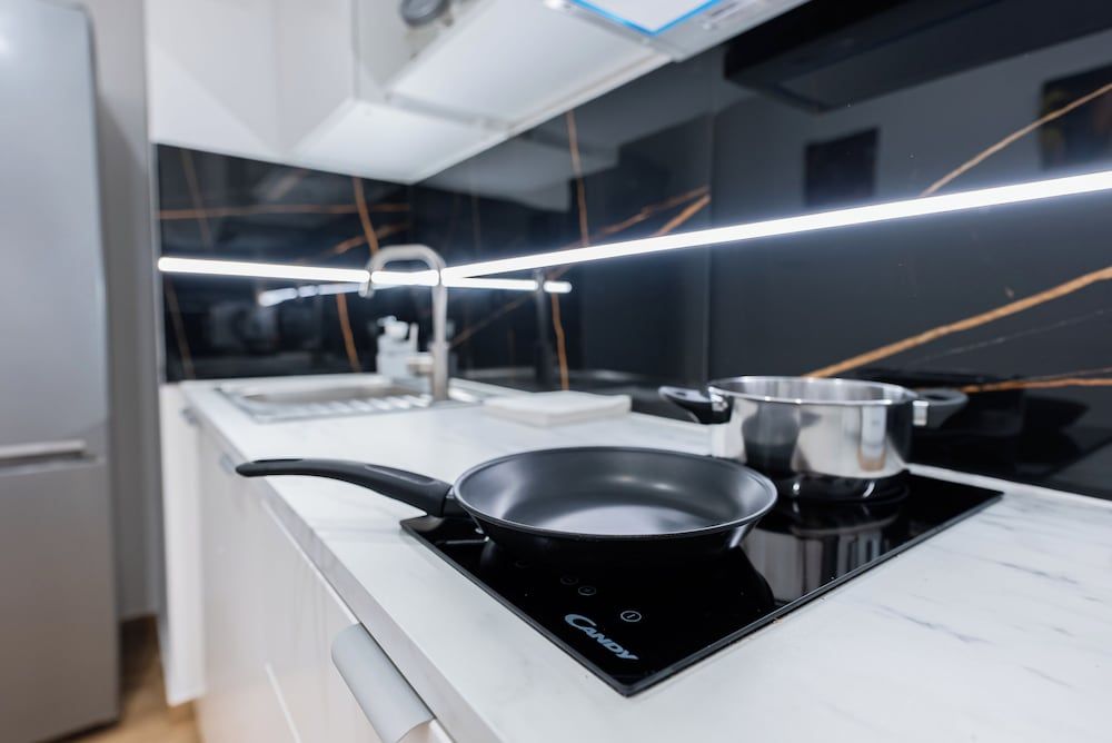 UNIT Short Rent Apartment by Warsaw Metro Station Apartment (max 8 person) 48