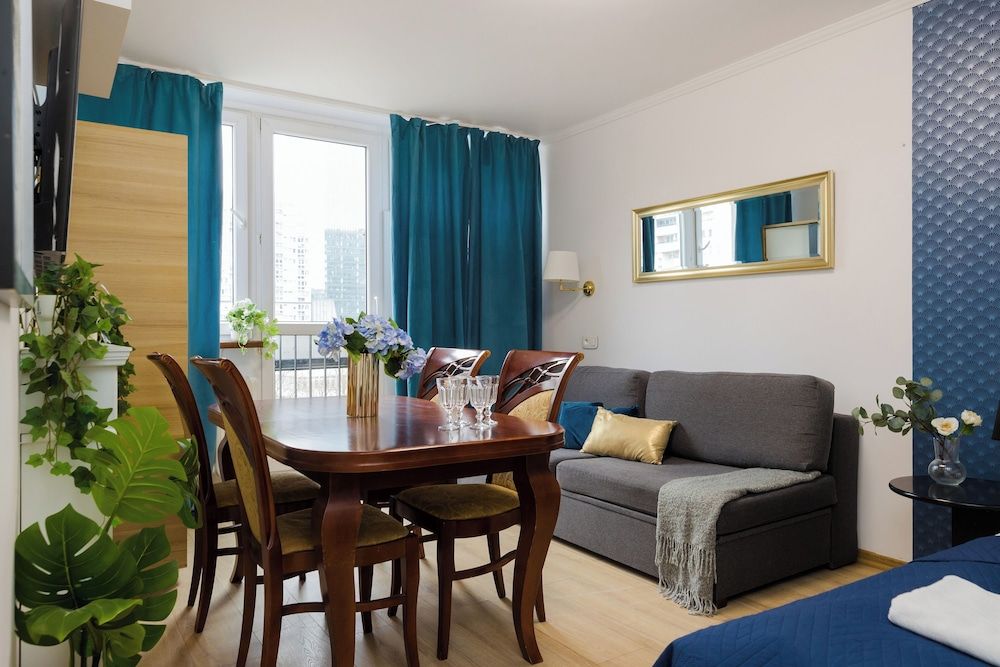 UNIT Short Rent Apartment by Warsaw Metro Station Apartment (max 8 person) 66