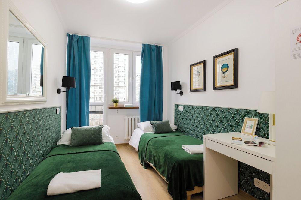 UNIT Short Rent Apartment by Warsaw Metro Station Apartment (max 8 person) 13