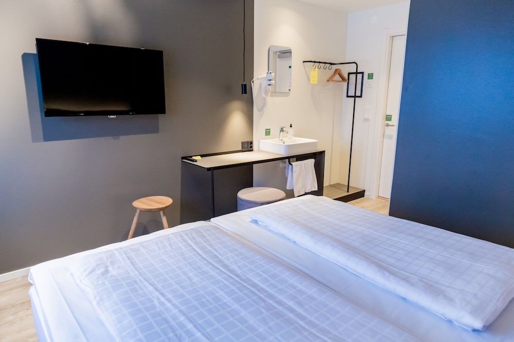 First Hotel Stockholm North Standard Twin Room 9