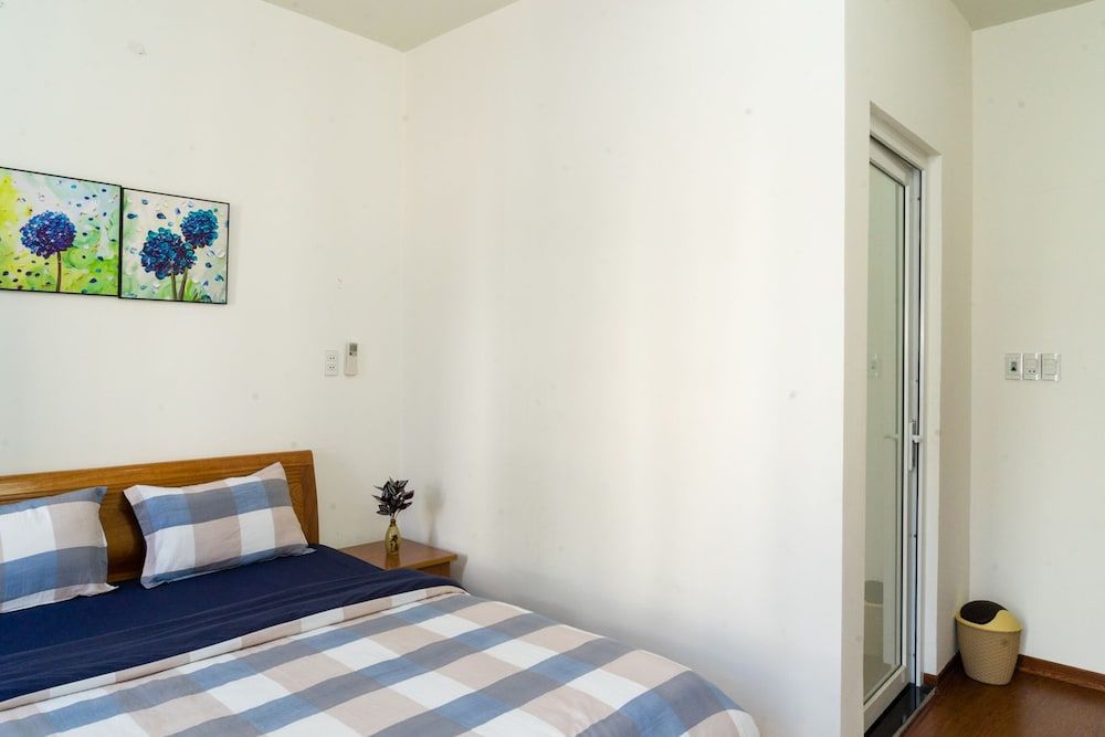 undefined Halo House 7