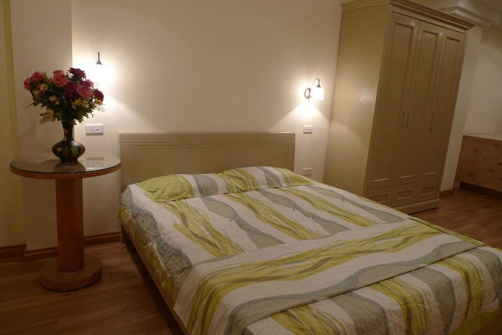 undefined Lotus House 7