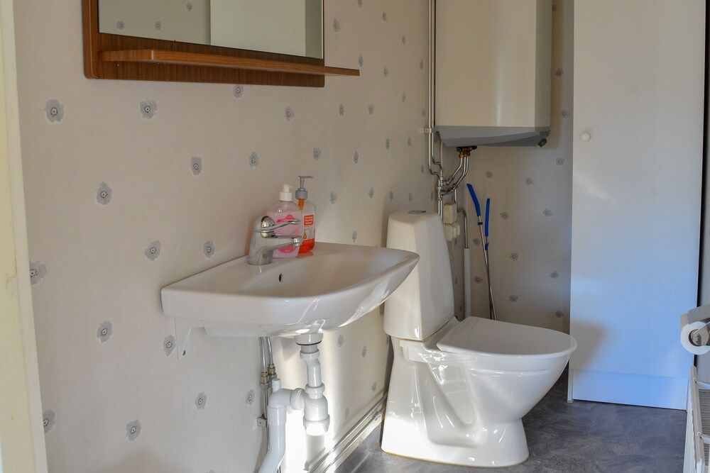 Älvdalens camping Cabin (5) 8