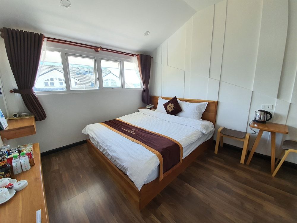 Phuong Anh Golf Valley Hotel Queen Room 6