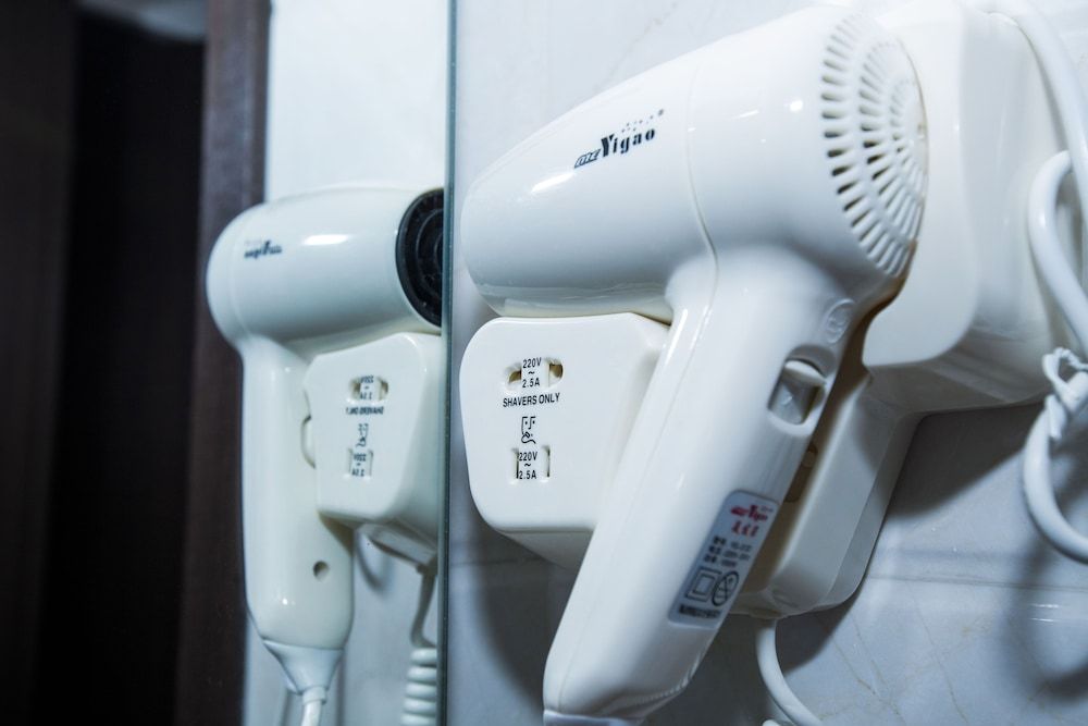 Hoang Hai Hotel Superior Triple Room 11