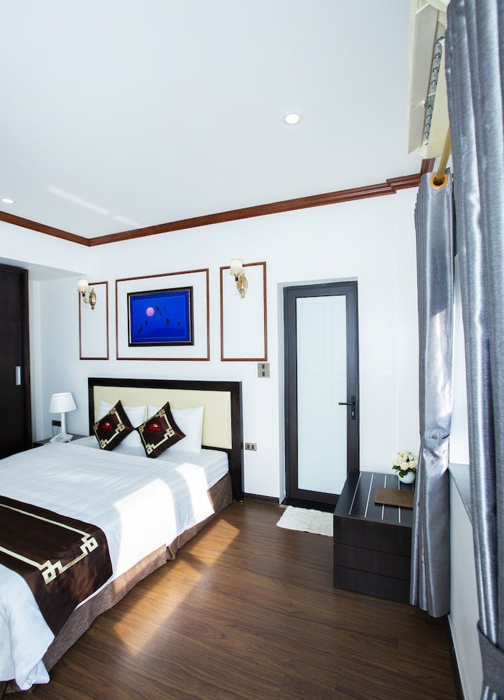 Hoang Hai Hotel Superior Double Room 9