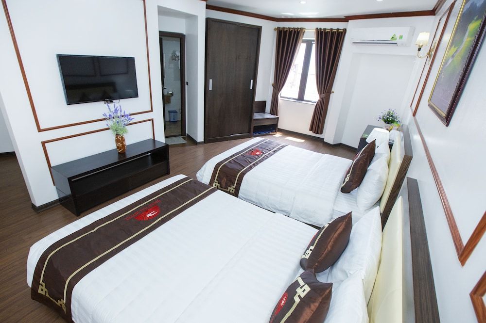 Hoang Hai Hotel Superior Triple Room 8