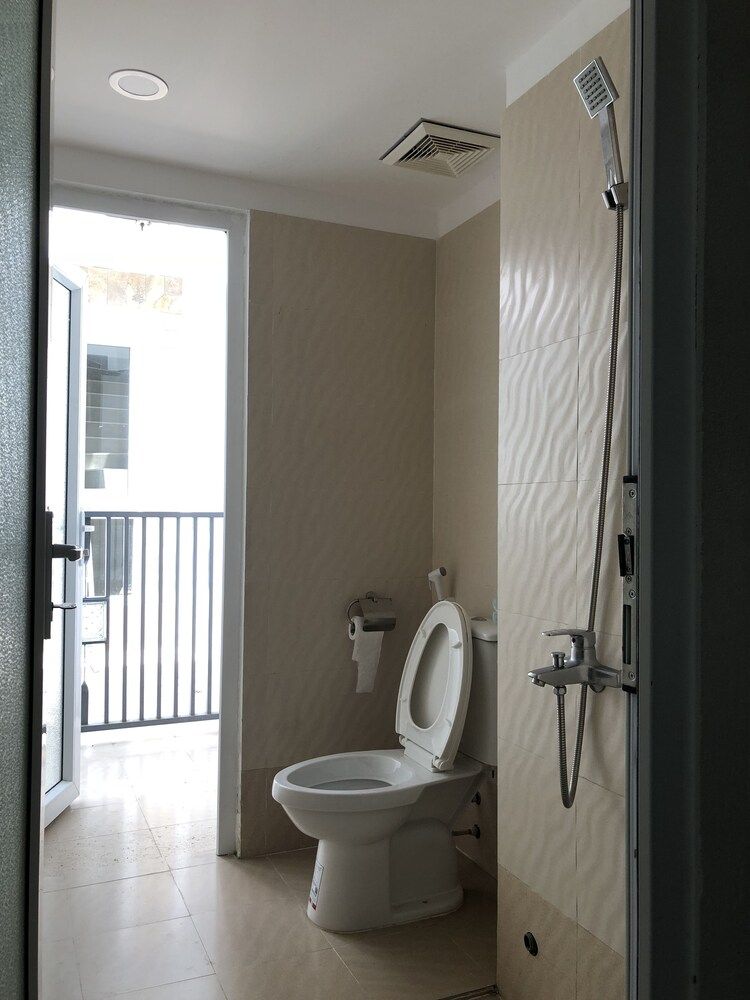 Homestay Des Amis - Ban Huu Standard Room 9