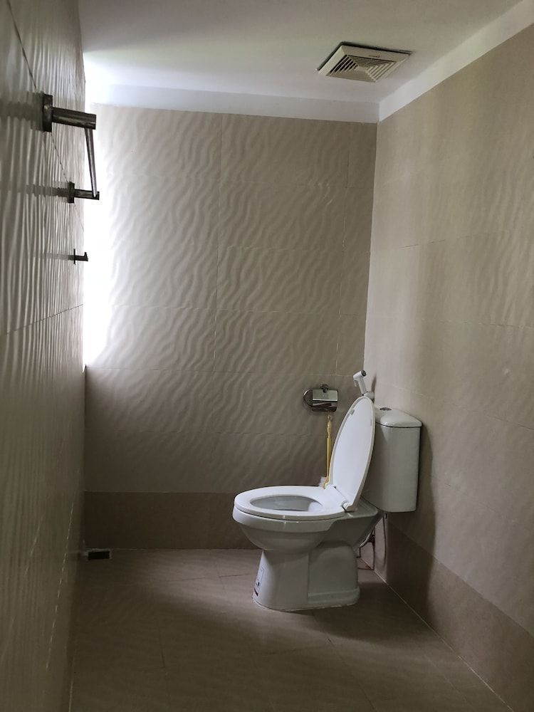 Homestay Des Amis - Ban Huu Standard Room 8