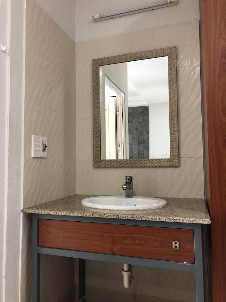 Homestay Des Amis - Ban Huu Standard Room 11