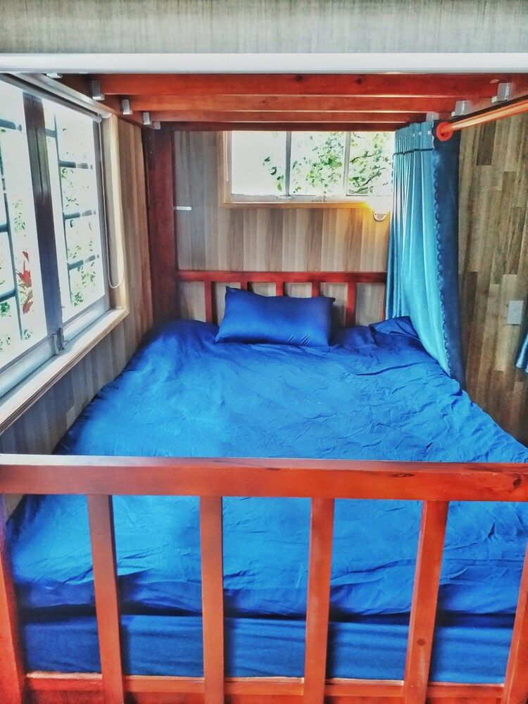 undefined Degree 29 Hostel 6