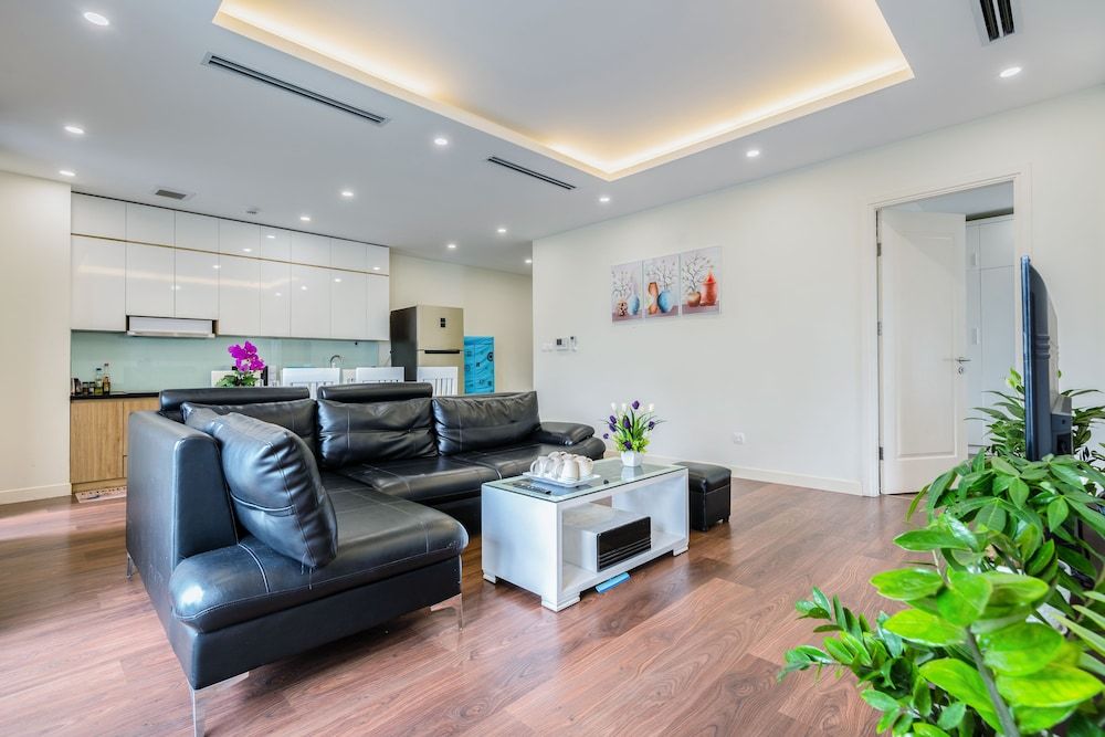 Luxury Apartment Imperia Luxury Apartment, 3 Bedrooms, Pool View, Garden Area 40