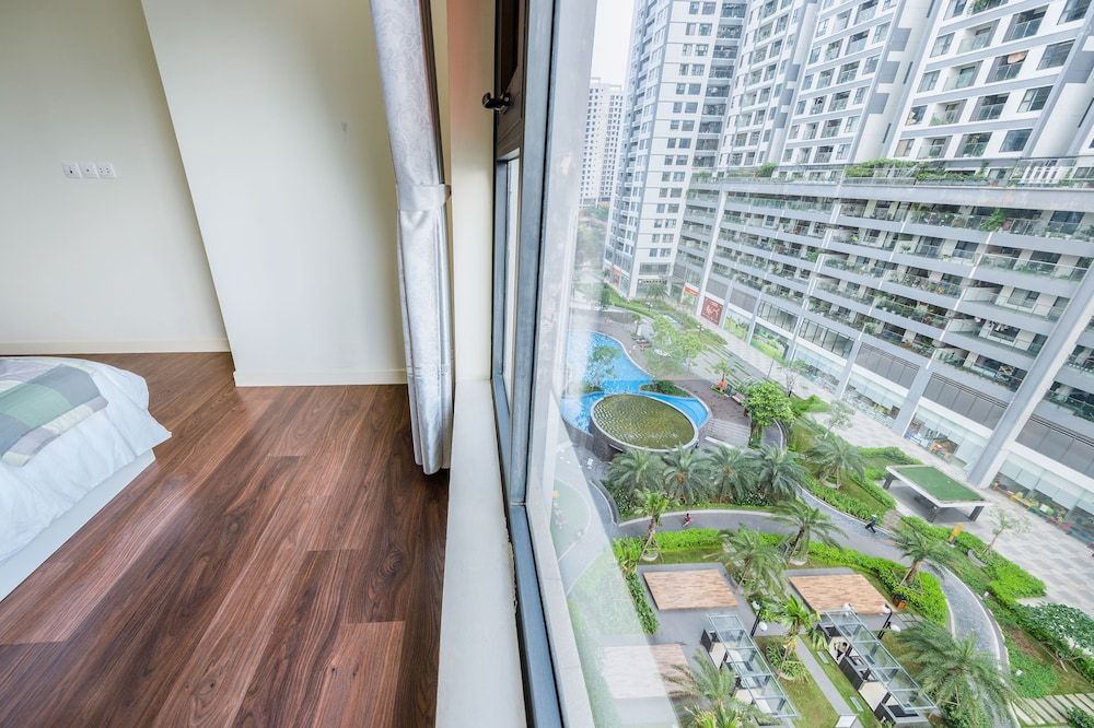 Luxury Apartment Imperia Luxury Apartment, 3 Bedrooms, Pool View, Garden Area 85