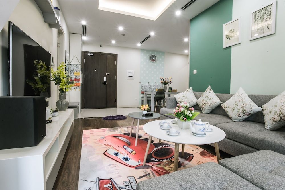 Luxury Apartment Imperia Luxury Apartment, 2 Bedrooms, Pool View, Tower 6