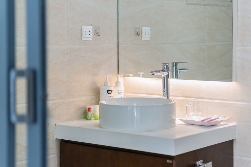 Luxury Apartment Imperia Luxury Apartment, 3 Bedrooms, Pool View, Garden Area 80