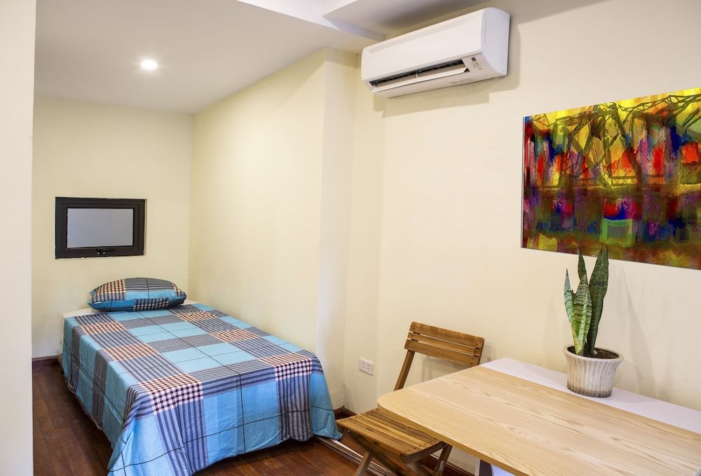 undefined Carrot Haus 4