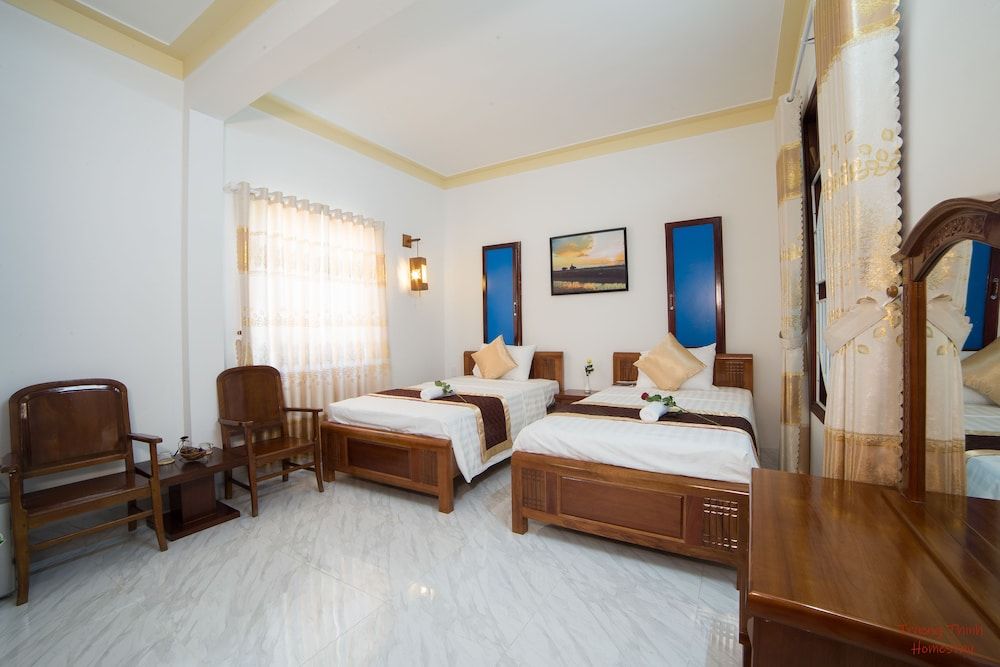 Truong Thinh Homestay Family Room, 2 Double Beds, Patio, City View 2