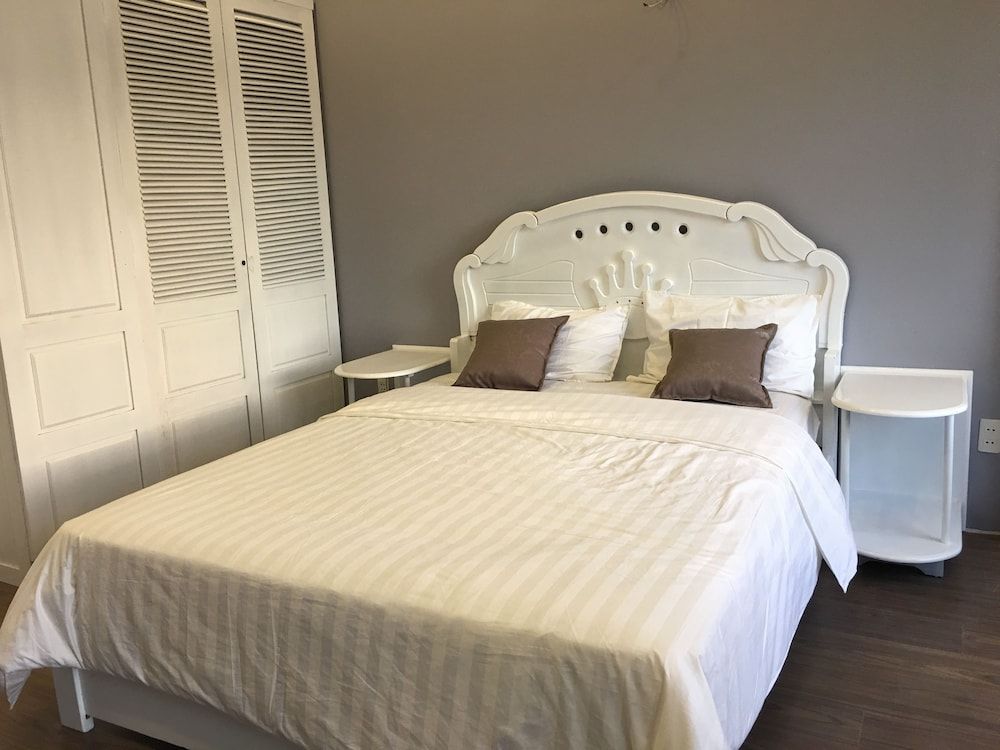 undefined Bella Apartment My Khe Beach Da Nang