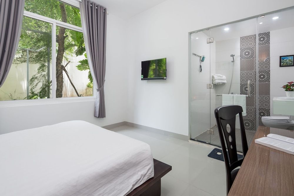 Nanu Garden House Boutique Family Apartment, 2 Bedrooms, Garden View, Beachside 3