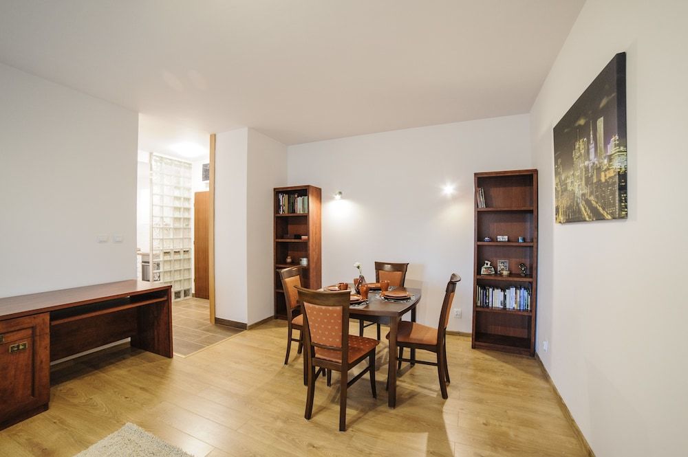 undefined Warsaw Panorama Apartment 6