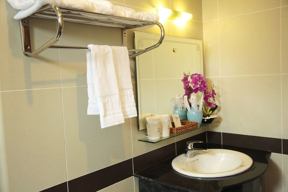 Mayfair Danang Hotel Superior Double Room 6