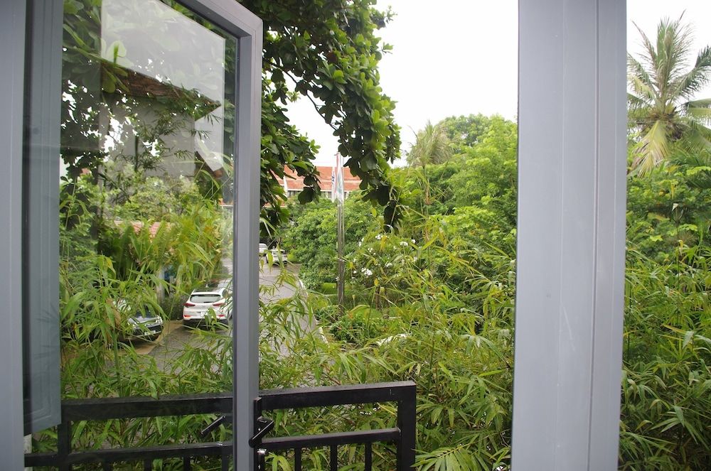 Aroma Homestay & Spa Superior Double Room, 1 Queen Bed, Balcony 3